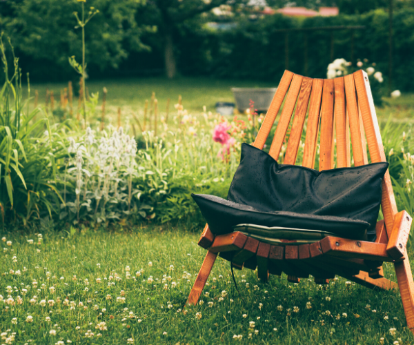 Hammocks & Chairs To Relax In This Summer