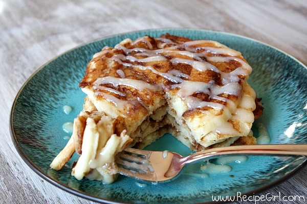 cinnamon roll pancake